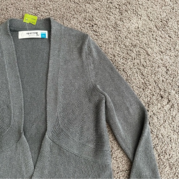 Sparrow Gray Knit Open Front Curve Fringe Hem Cardigan XS - Picture 9 of 14